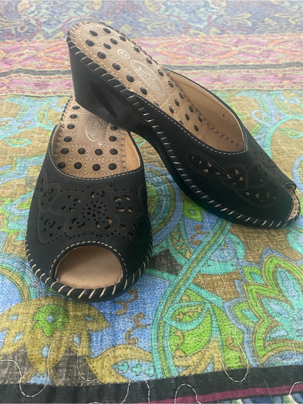 Comfort Slide Mules in Black with Stitch Detail - Size 5.5